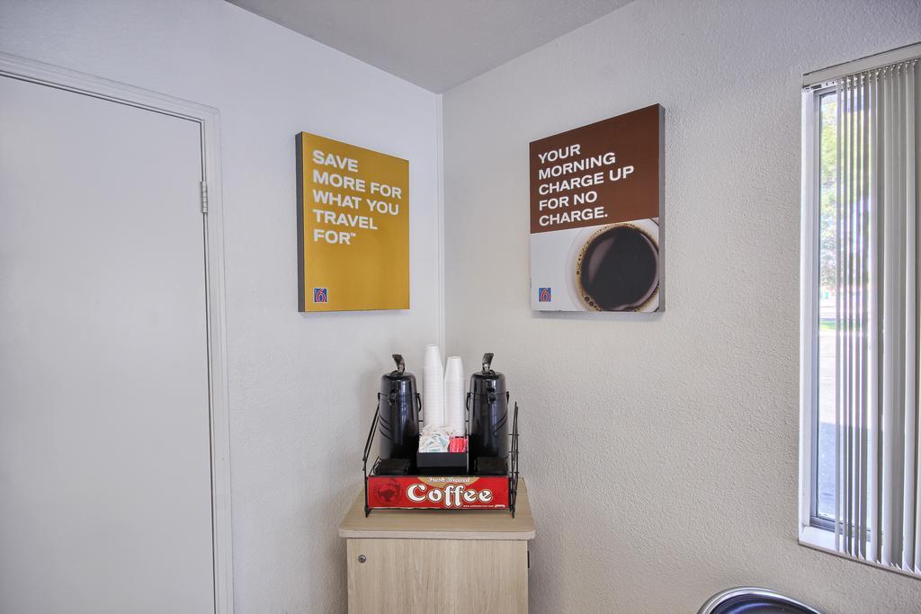 Motel 6-Porterville, Ca Luaran gambar